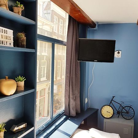 Urban Vibes Guesthouse Амстердам Стая снимка