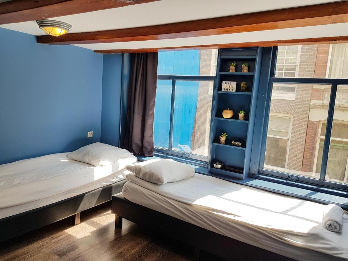 Urban Vibes Guesthouse Амстердам Екстериор снимка