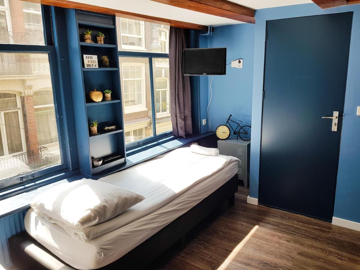 Urban Vibes Guesthouse Амстердам Екстериор снимка