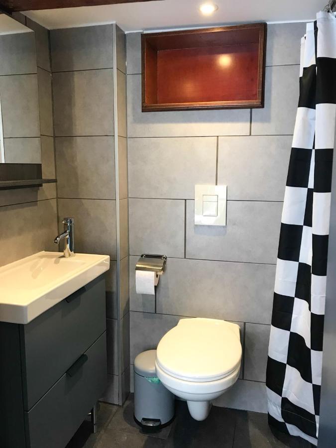 Urban Vibes Guesthouse Амстердам Екстериор снимка