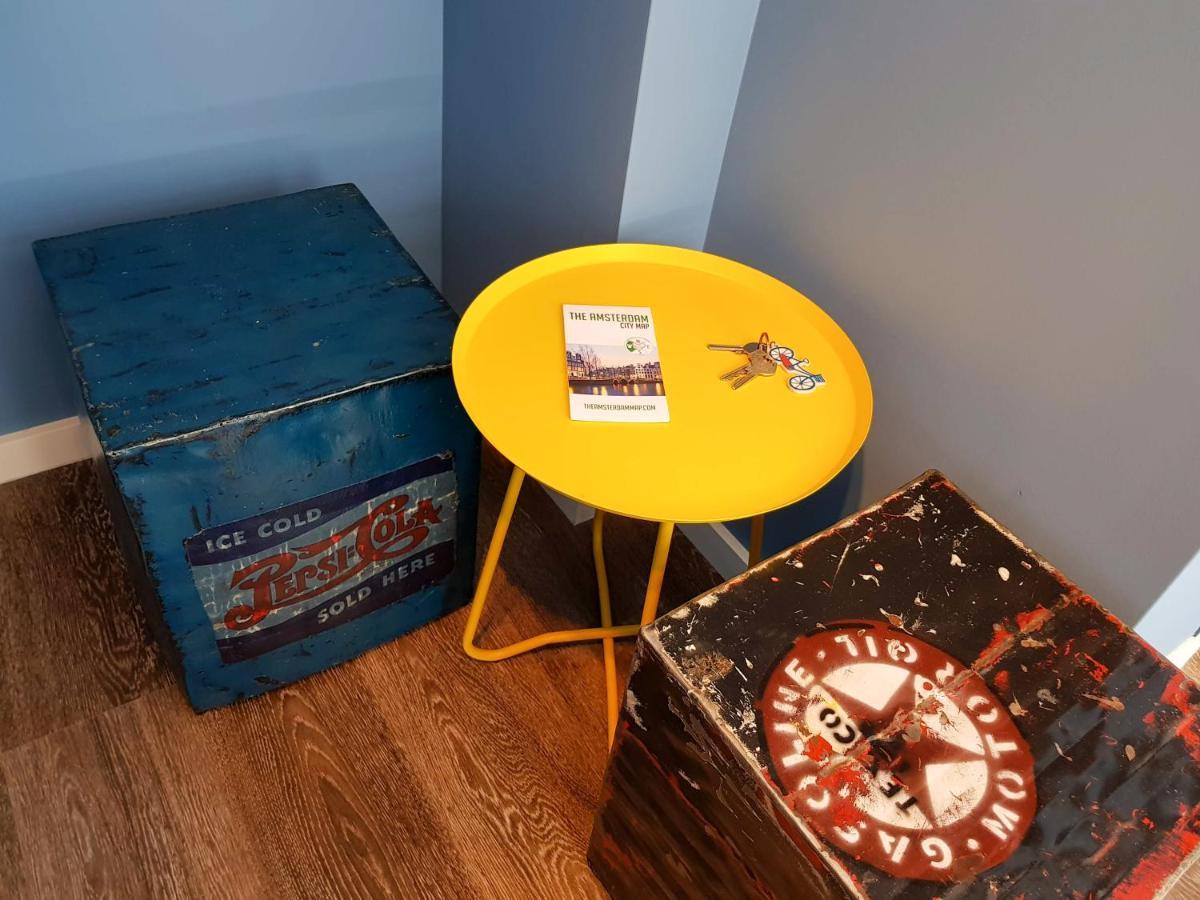Urban Vibes Guesthouse Амстердам Екстериор снимка
