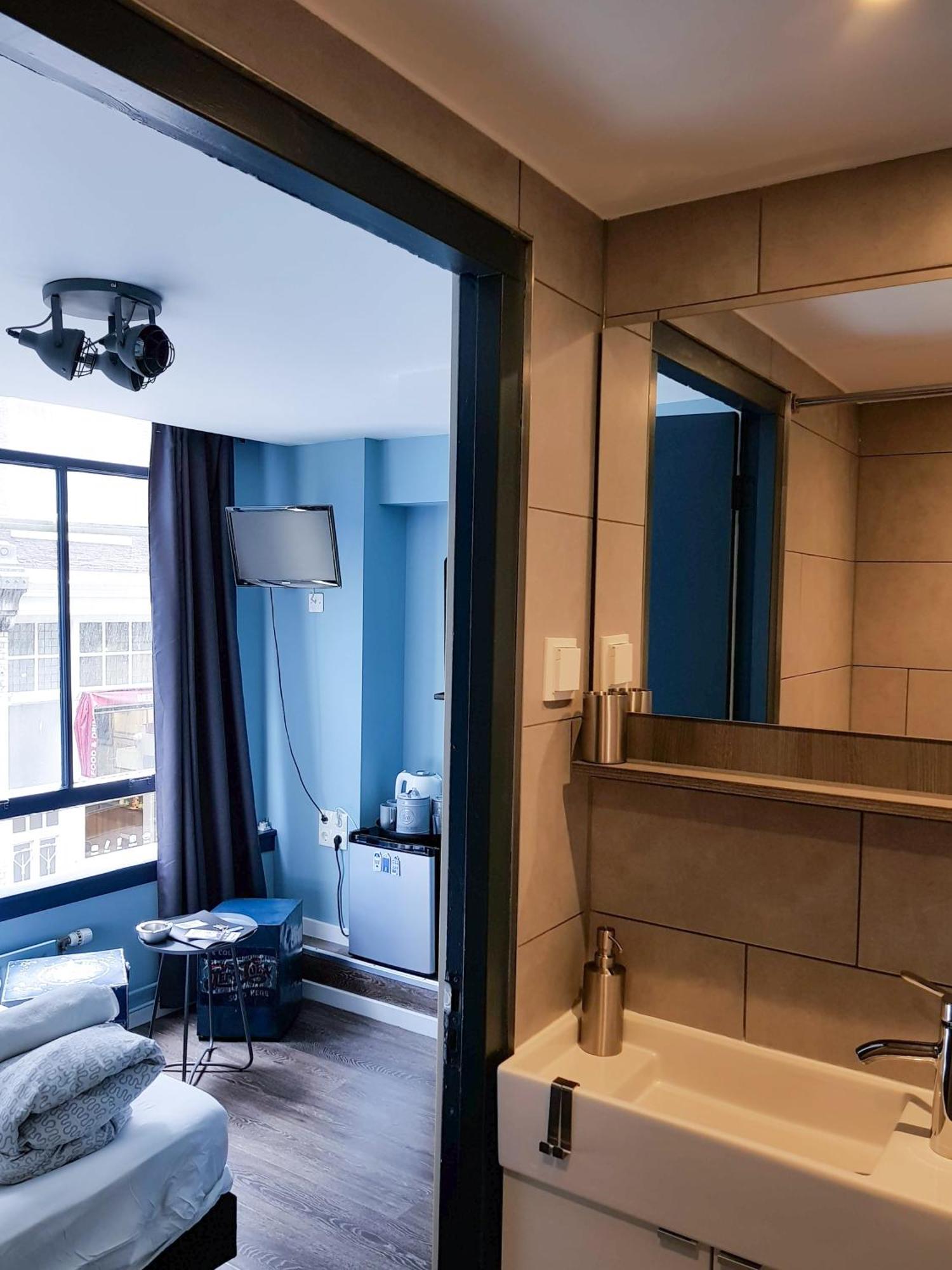 Urban Vibes Guesthouse Амстердам Стая снимка