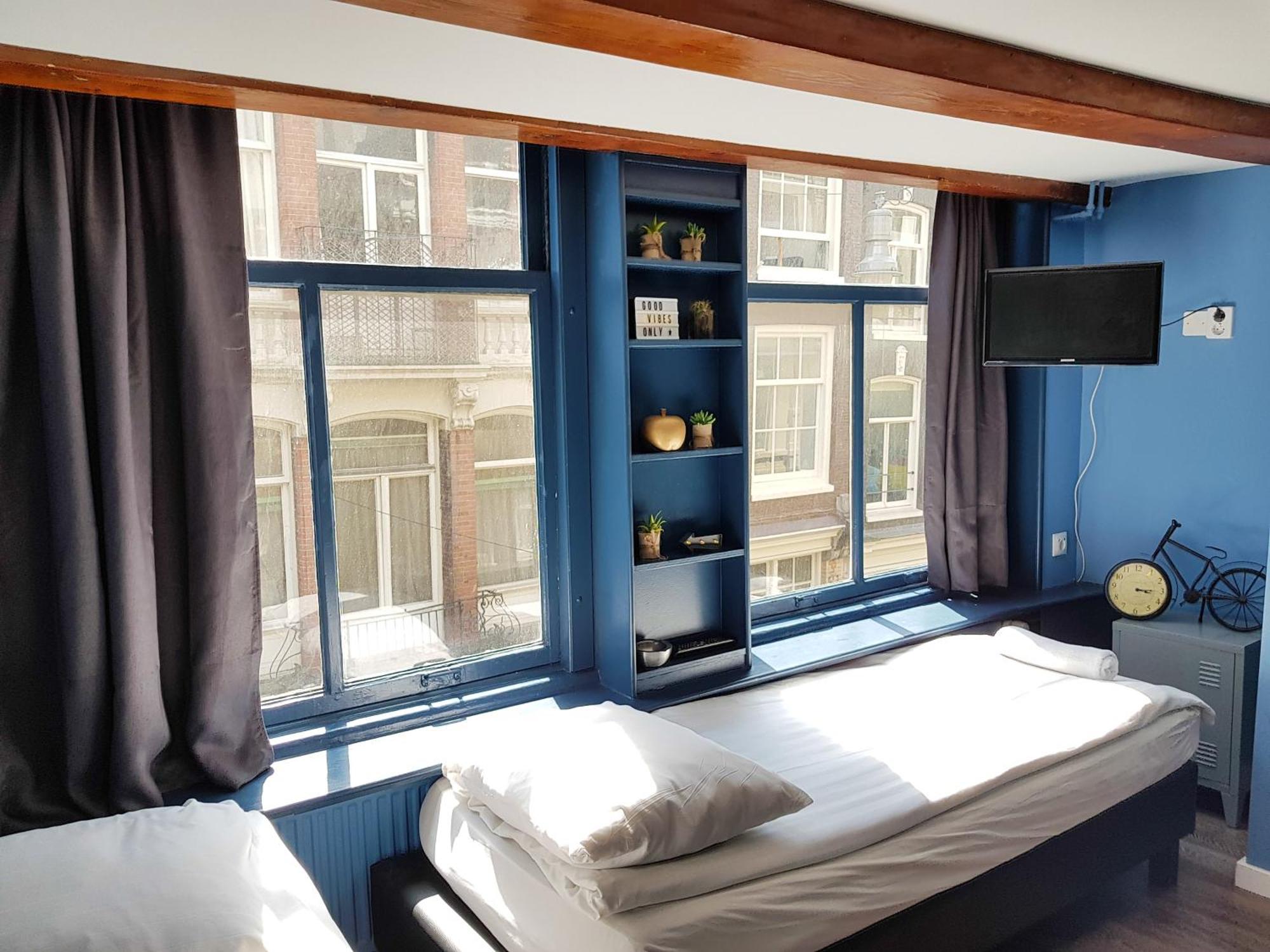 Urban Vibes Guesthouse Амстердам Стая снимка